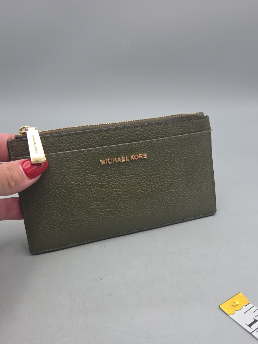 Michael Kors Olive Green Leather Card Slot Wallet Gold Tone Zip EUC